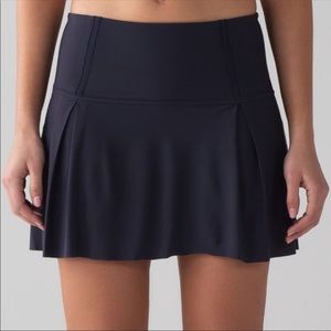 Lululemon Lost in Pace Skirt Sz 6